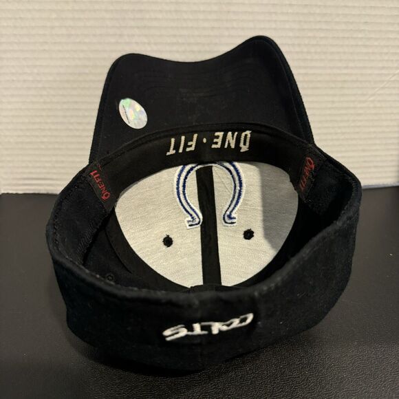 Indianapolis Colts Black Hat Stretch One Fit Horseshoe Logo Cap Football - Picture 6 of 9